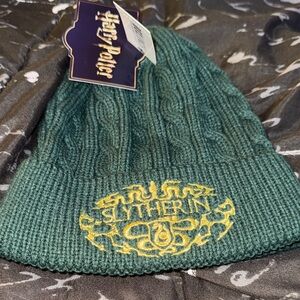 Harry Potter Slytherin Cable Knit Beanie — BoxLunch Exclusive
